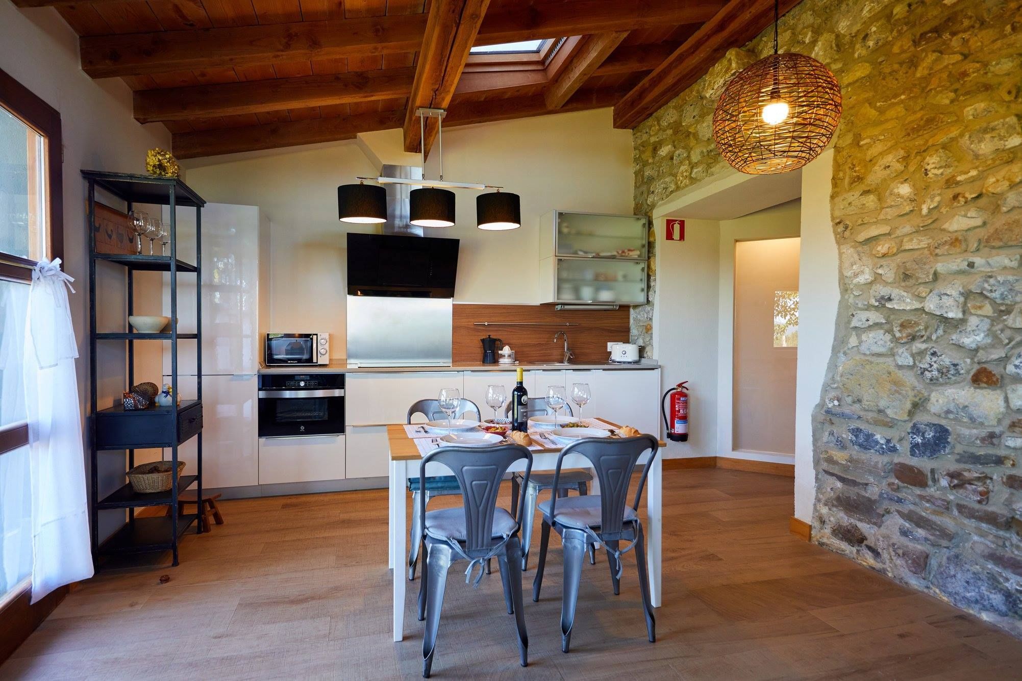 Apartamento rural Zarautz - Home Suites Apartments